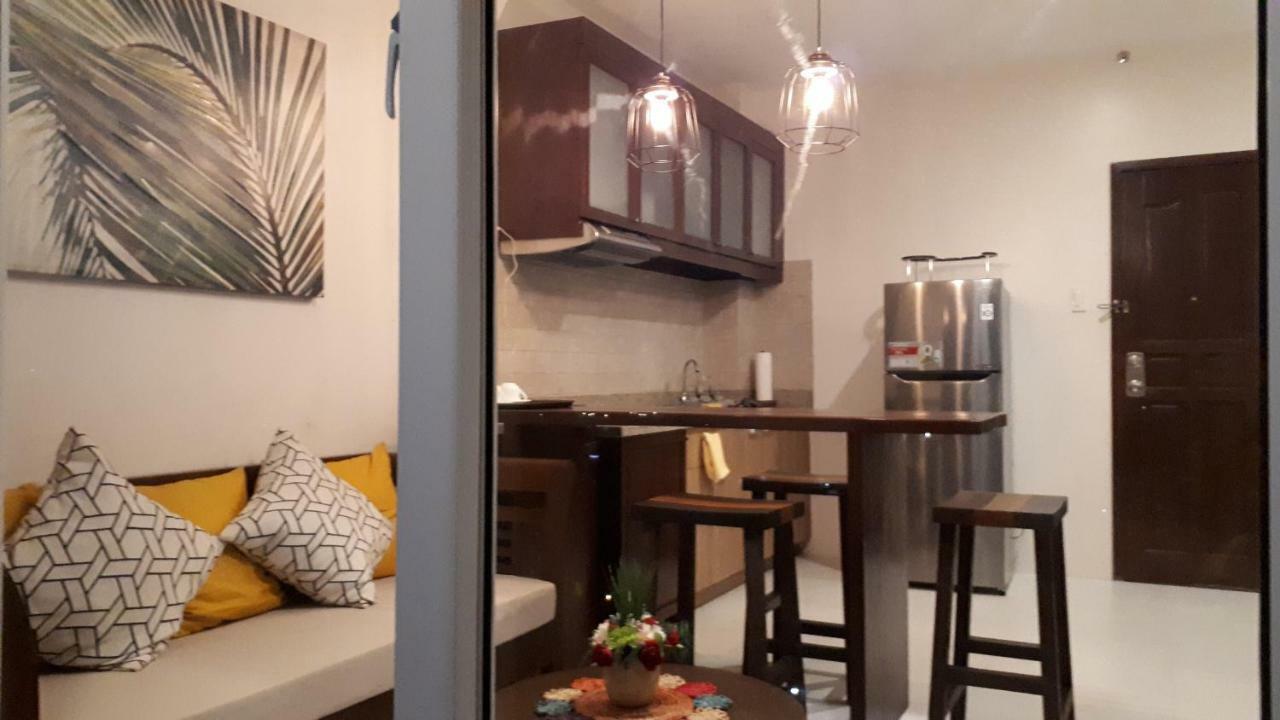 Jrmpt Residence Cebu Екстер'єр фото