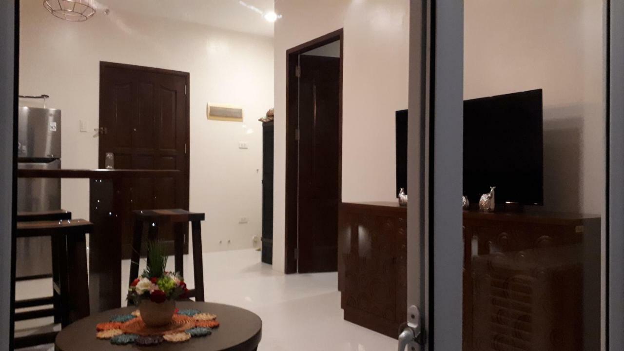 Jrmpt Residence Cebu Екстер'єр фото